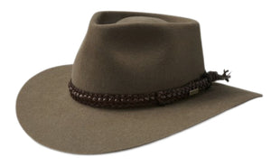 Akubra 'The Brumby' Special Snowy River high country tribute hat in Acorn Fawn